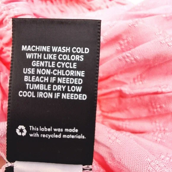 Torrid Top Womens 1X Pink Challis Ruffle Smocked Waist Peplum Blouse Romantic - Picture 6 of 7